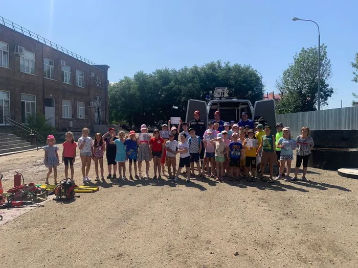 photo_5319147173545366262_y